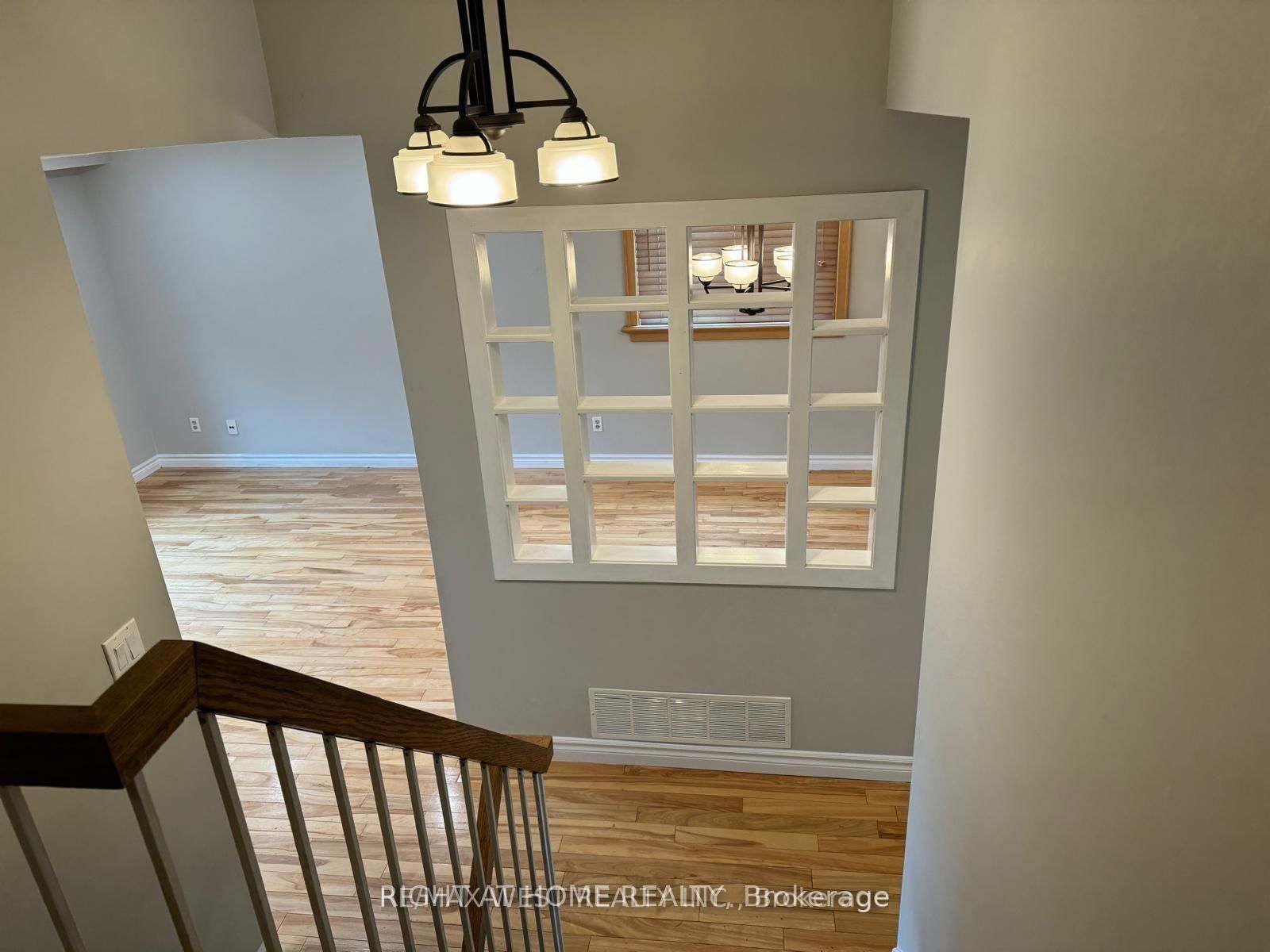 Detached House for sale at 43 Clover Avenue, Barrie, Ontario, L4N 5E2 - Allandale Heights - MLS: S12878972