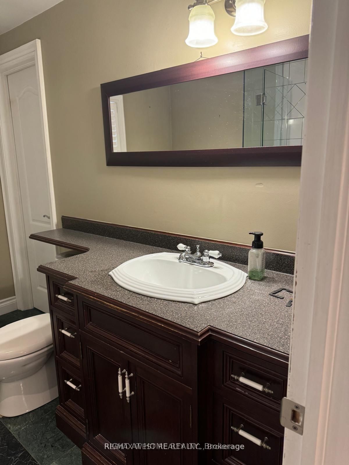 Detached House for sale at 43 Clover Avenue, Barrie, Ontario, L4N 5E2 - Allandale Heights - MLS: S12878972