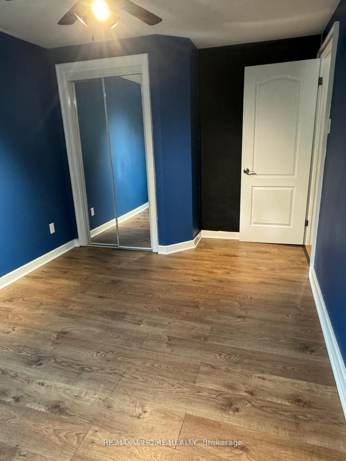 Detached House for sale at 43 Clover Avenue, Barrie, Ontario, L4N 5E2 - Allandale Heights - MLS: S12878972