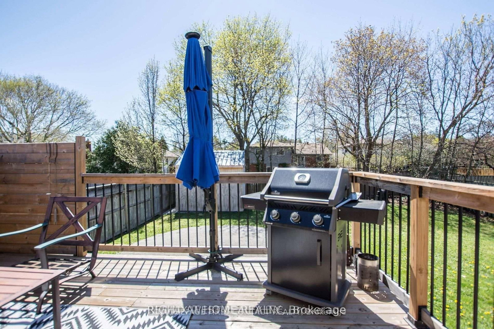 Detached House for sale at 43 Clover Avenue, Barrie, Ontario, L4N 5E2 - Allandale Heights - MLS: S12878972