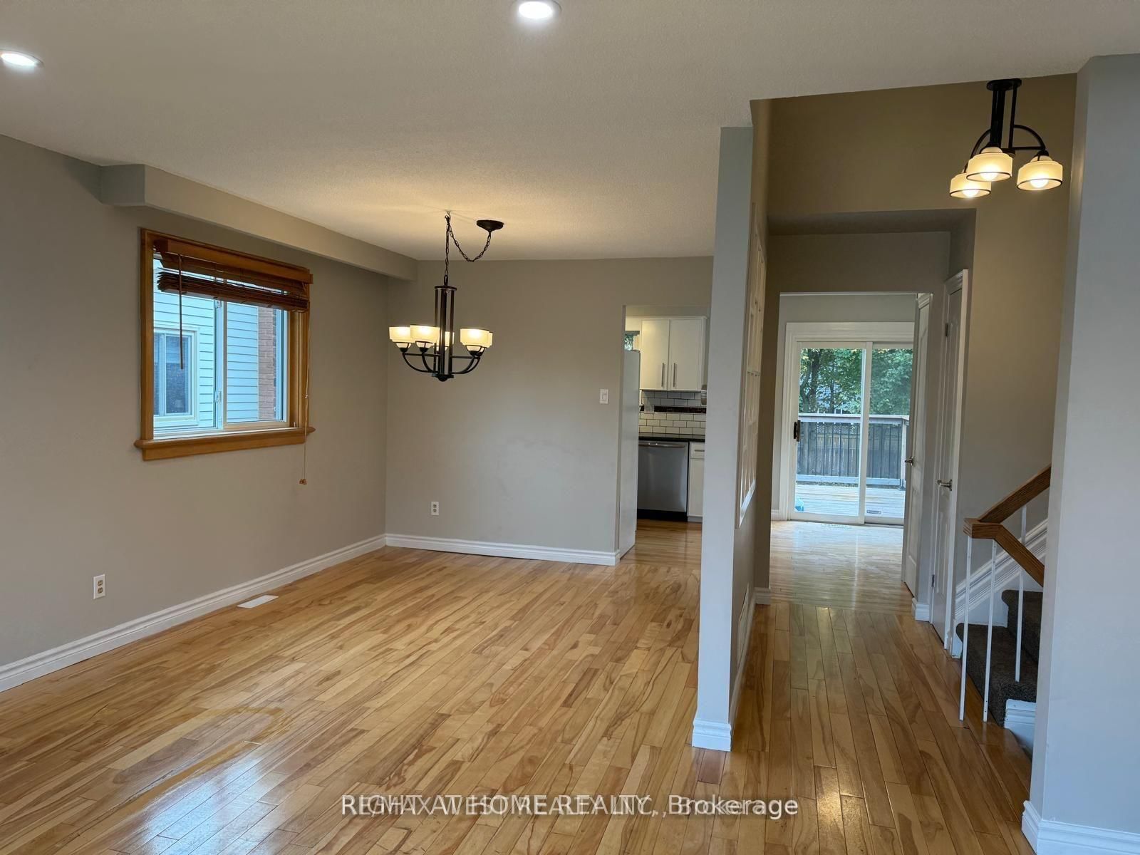 Detached House for sale at 43 Clover Avenue, Barrie, Ontario, L4N 5E2 - Allandale Heights - MLS: S12878972