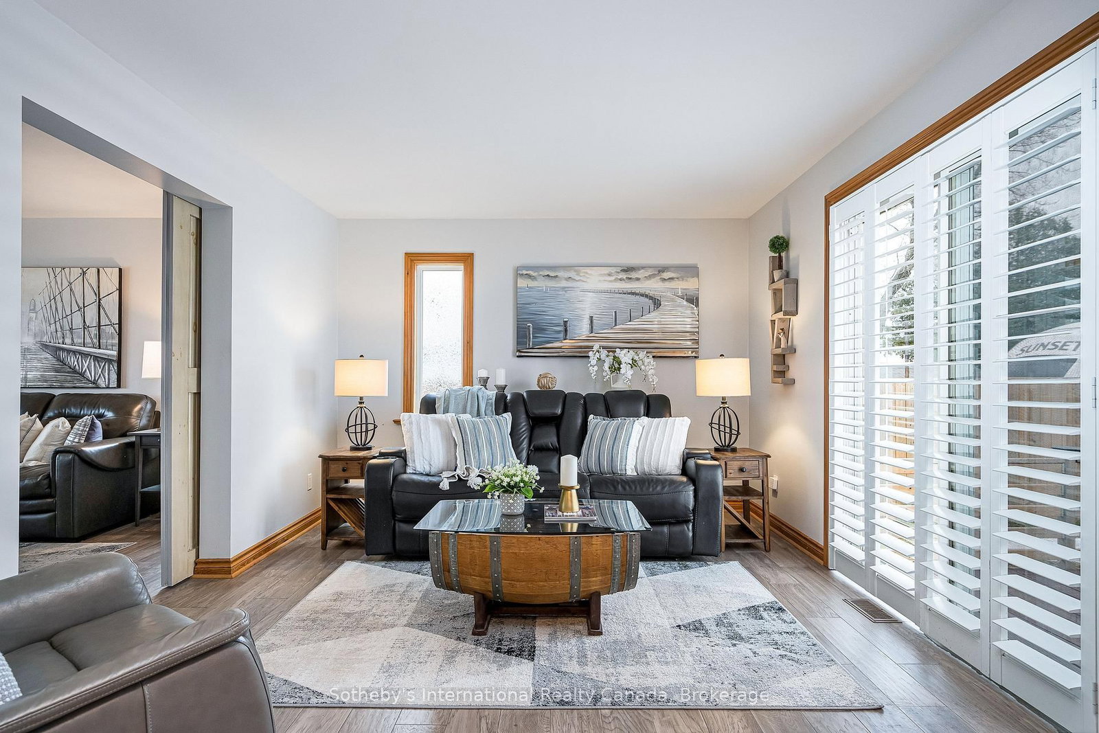 Detached House for sale at 154 Mary Street, Clearview, Ontario, L0M 1G0 - Creemore - MLS: S12879082