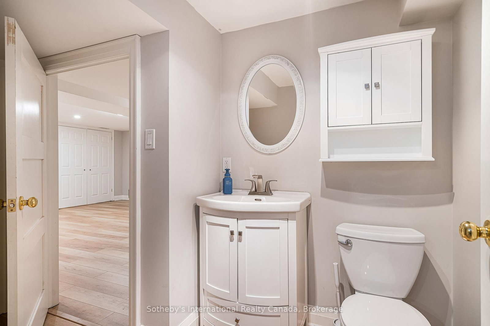 Detached House for sale at 154 Mary Street, Clearview, Ontario, L0M 1G0 - Creemore - MLS: S12879082