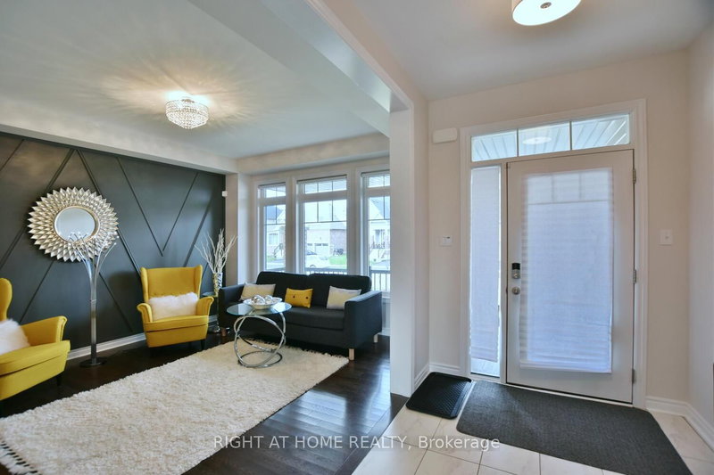 94 KIRBY Ave, Collingwood, L9Y 4B6 | Image 3