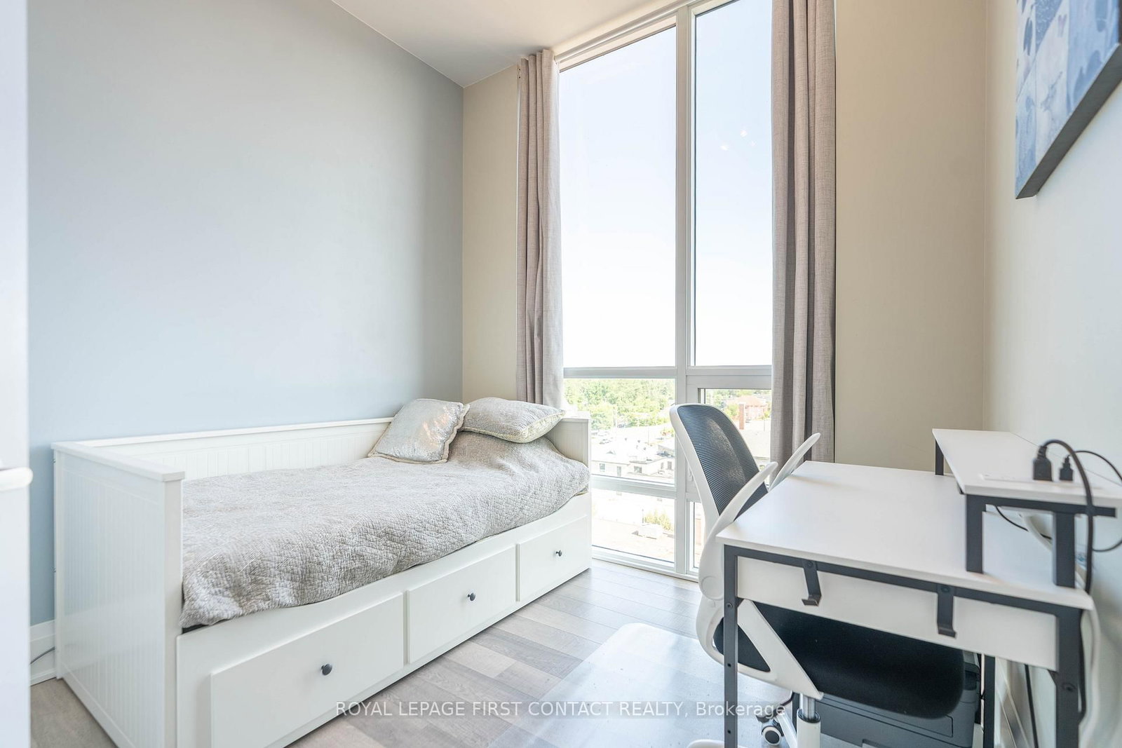 Condo for sale at PH5-111 WORSLEY Street, Barrie, Ontario, L4M 0J5 - City Centre - MLS: S12881644