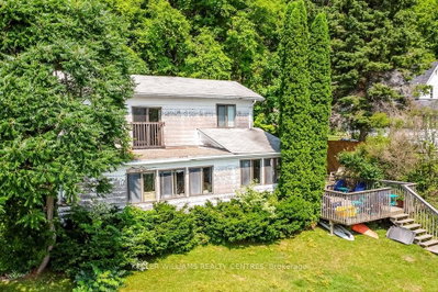 379 Champlain Road • Penetanguishene, ON photo 2