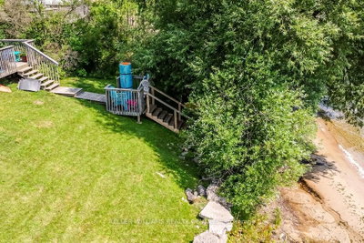 379 Champlain Road • Penetanguishene, ON photo 3