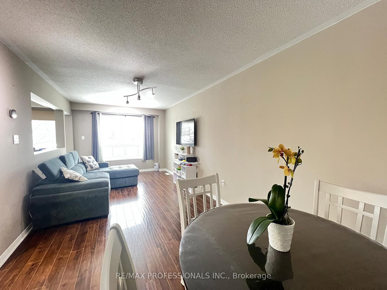 Townhouse for sale at 56 Beacon Road, Barrie, Ontario, L4N 9J8 - Holly - MLS: S12883786