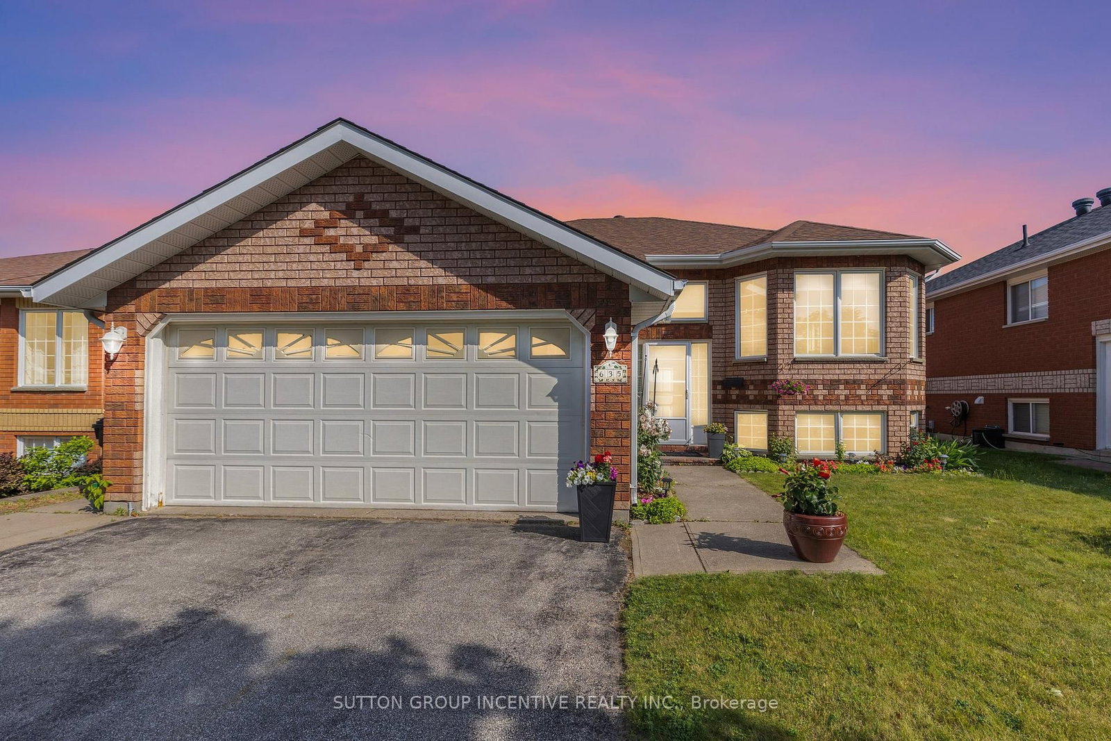 635 Wayne Crescent • Midland, ON photo 1