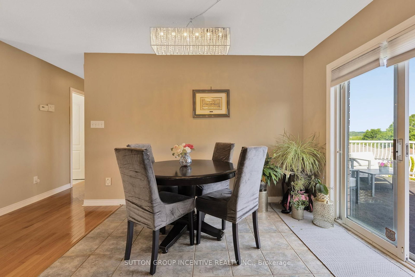 635 Wayne Crescent • Midland, ON photo 11