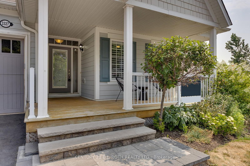 3327 Summerhill Way N, Severn, L3V 0E1 | Image 2