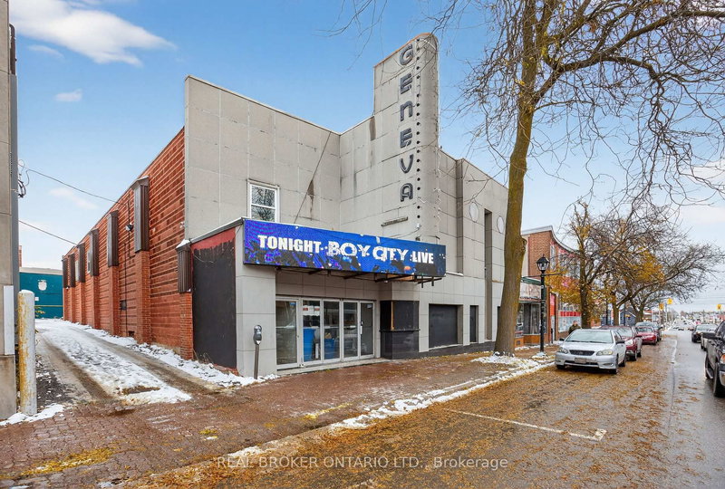 16 West St S, Orillia, L3V 5G3 | Image 3