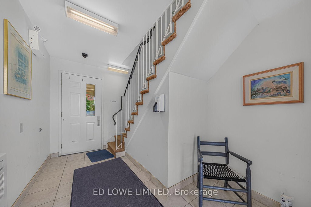 E-202 - 59 ARCH BROWN Court 3