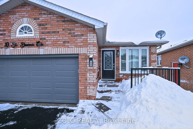 10 St. Bruno's Circ, Barrie, L4N 0B9 | Image 2