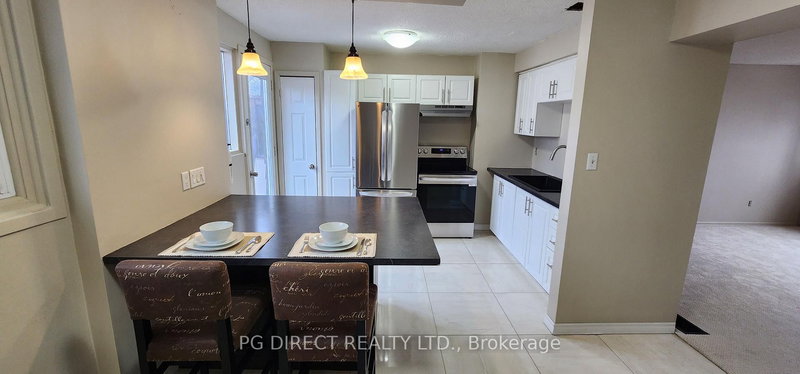 L10 - 63 Ferris Lane, Barrie, L4M 5C4 | Image 3