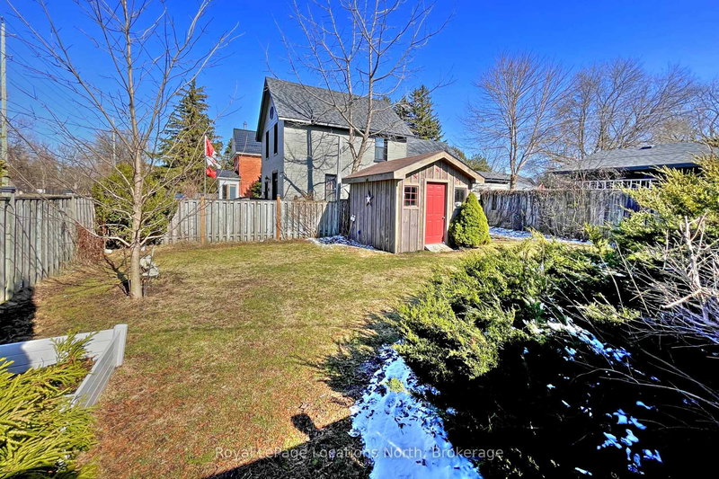 56 Lorne Ave, Collingwood, L9Y 2B7 | Image 3