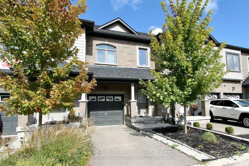 home for lease on 12 Deneb Street