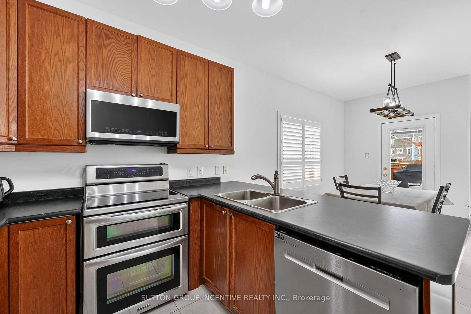 Detached House for sale at 116 Sun King Crescent, Barrie, Ontario, L4M 0E6 - Innis-Shore - MLS: S12891994