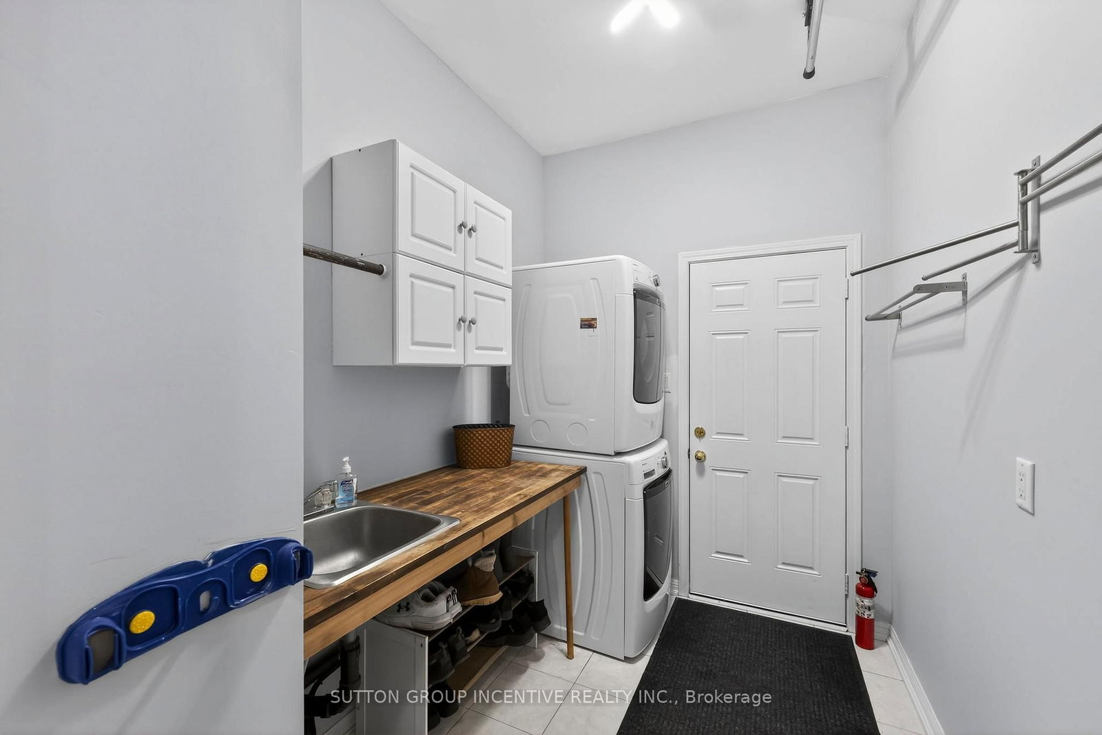 Detached House for sale at 116 Sun King Crescent, Barrie, Ontario, L4M 0E6 - Innis-Shore - MLS: S12891994