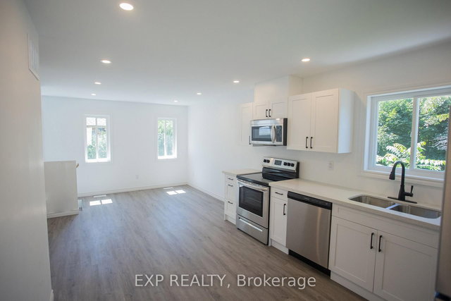 Unit C - 277 GROVE Street E