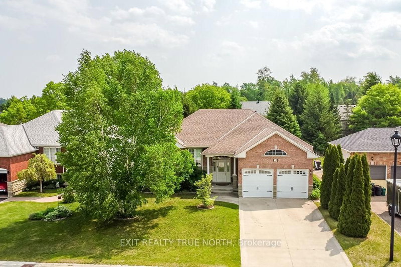 29 Old Hickory Lane, Wasaga Beach, L9Z 3B1 | Image 2