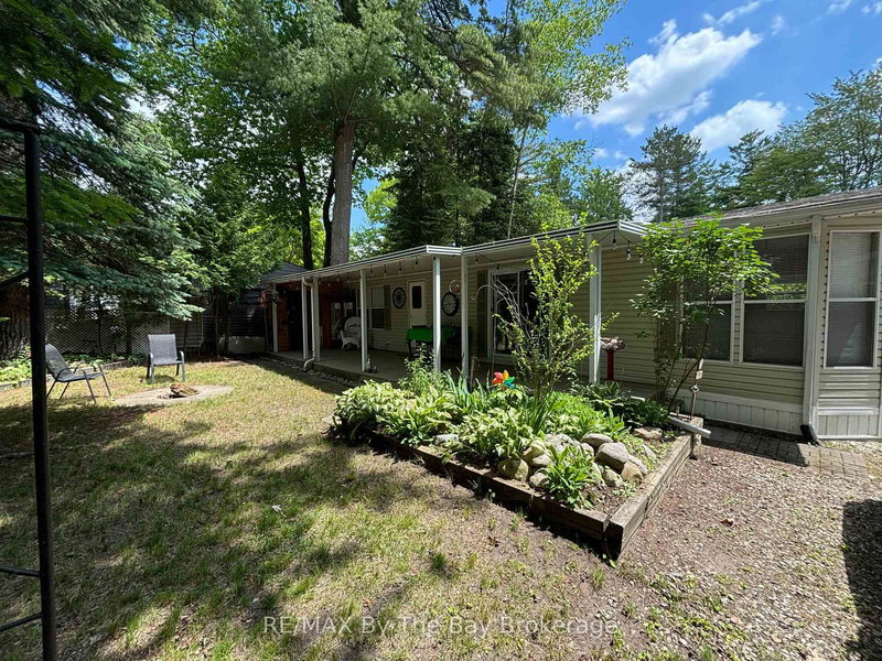 home for sale on 154-85 Theme Park Drive