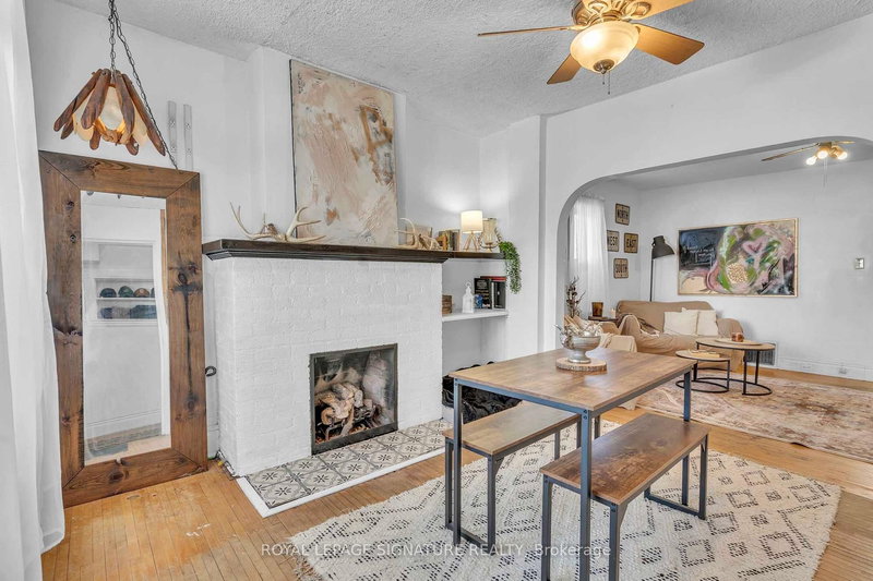 home for sale on 87 Elgin Street