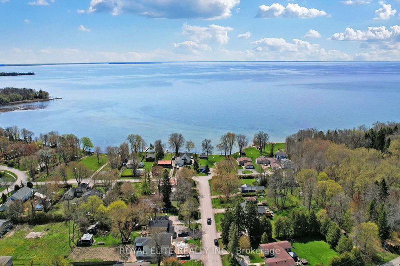 3965 Hilltop Rd, Ramara, L3V 6H7 | Image 3