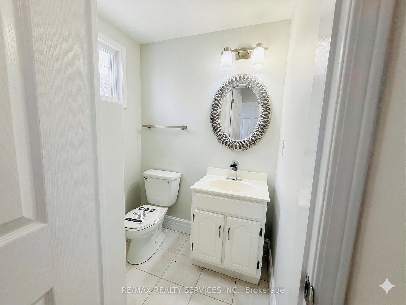 Detached House for sale at 67 Livingstone Street, Barrie, Ontario, L4N 7J2 - Sunnidale - MLS: S12900618