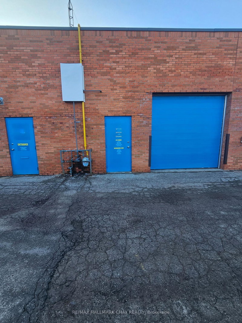 1B - 18 Cundles Rd E, Barrie, L4M 2Z5 | Image 3