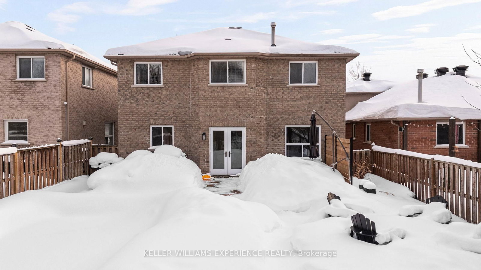 Detached House for sale at 102 Country Lane, Barrie, Ontario, L4N 0N3 - Painswick South - MLS: S12901222