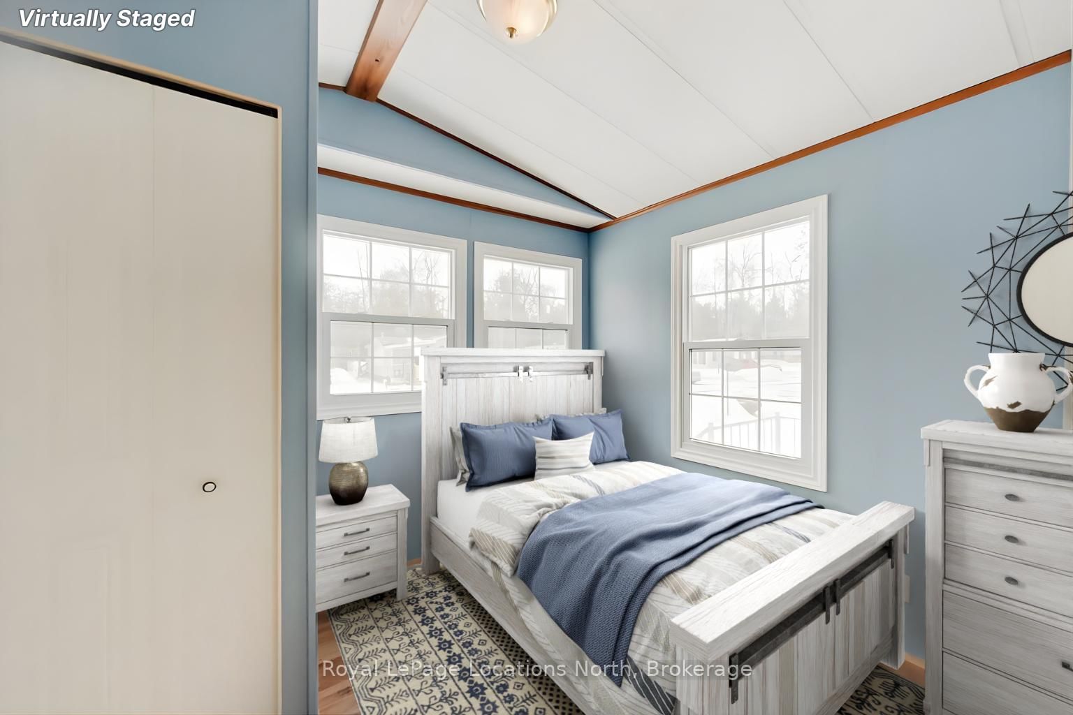 Mobile/Trailer for sale at 24 Prince Charles Avenue, Springwater, Ontario, L0L 1P0 - Rural Springwater - MLS: S12901452