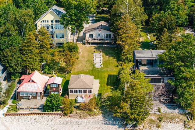 1948 Tiny Beaches Road S