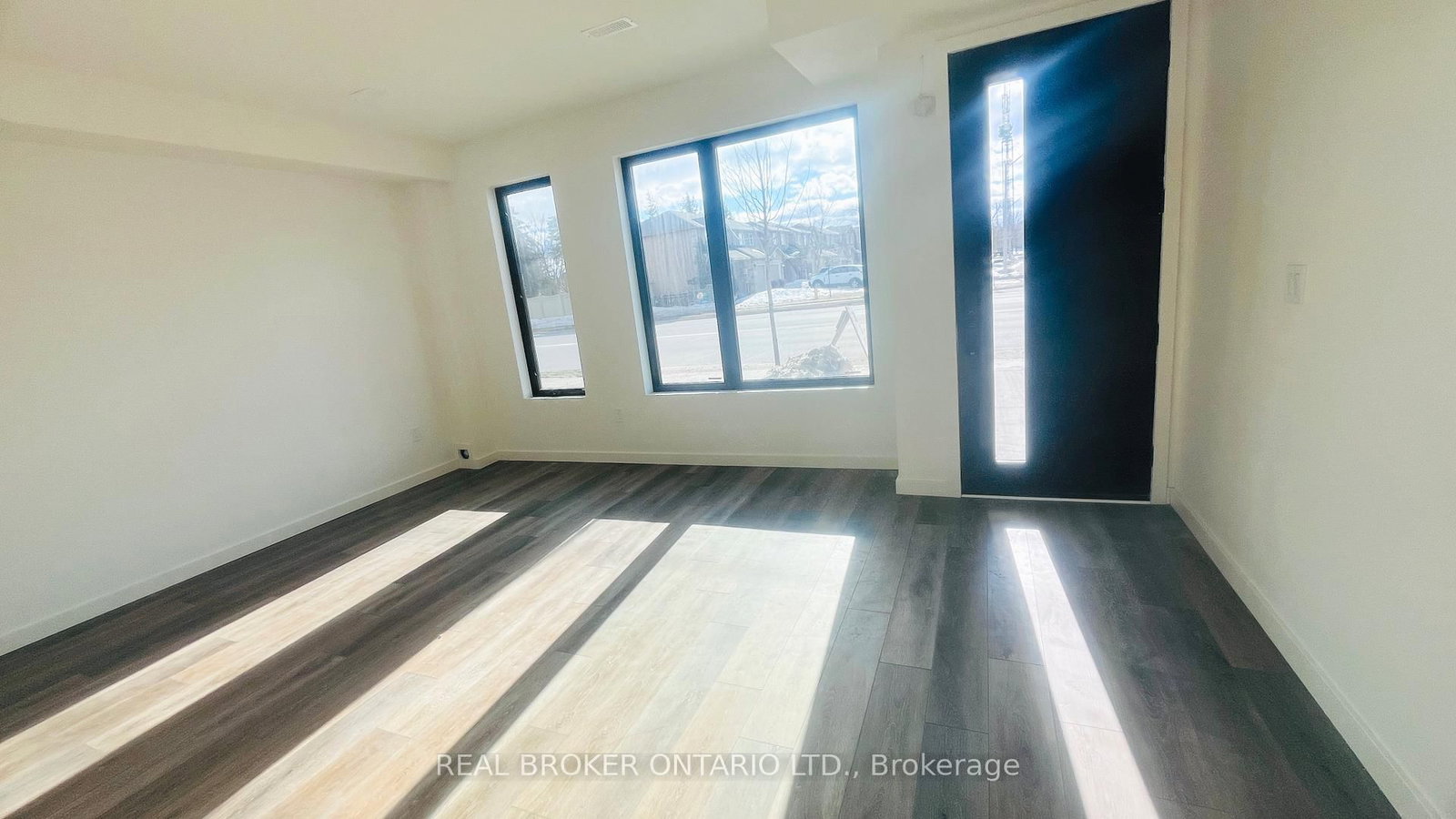 19 RAINWATER Lane, Unit MAIN - Photo 3