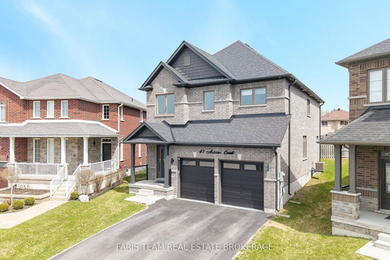 43 Auburn Crt, Barrie, L4N 0A5 | Image 3