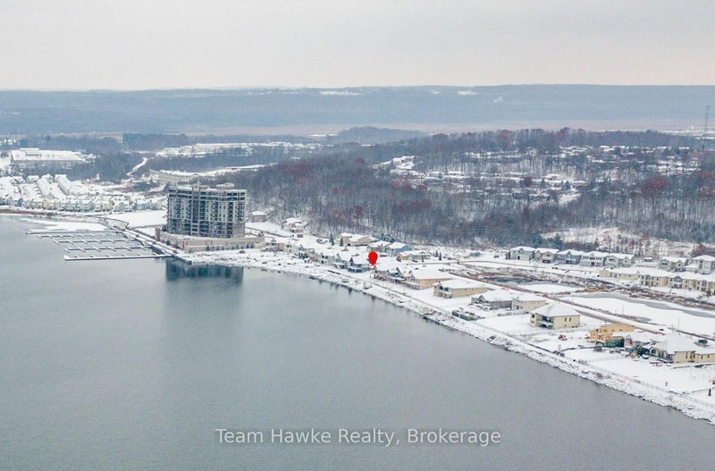 637 Aberdeen Blvd, Midland, L4R 5N9 | Image 2