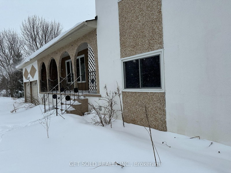 780 Essa Rd E, Barrie, L4N 9E9 | Image 2