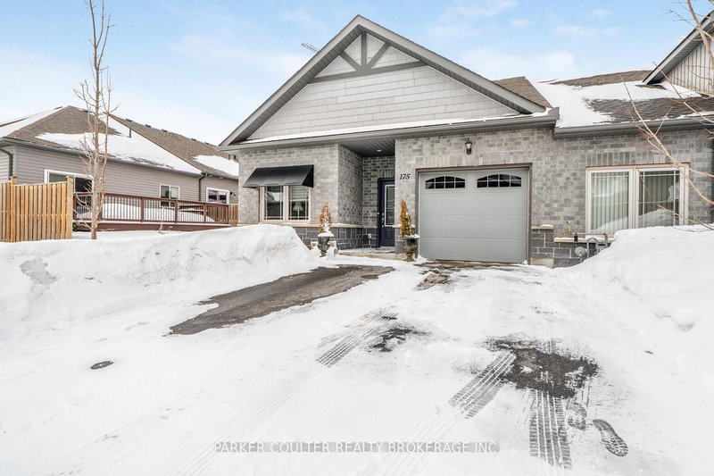 175 Lucy Lane, Orillia, L3V 0G3 | Image 2