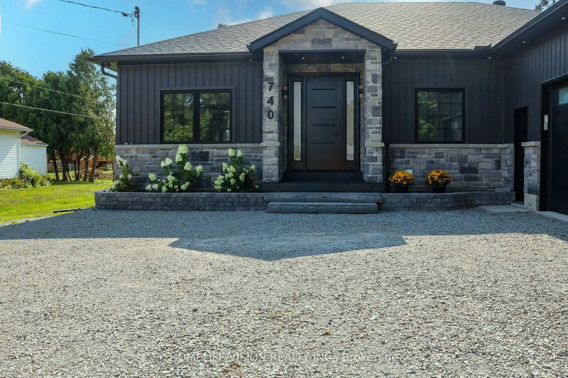 740 Midland Ave, Tay, L0K 1R0 | Image 2