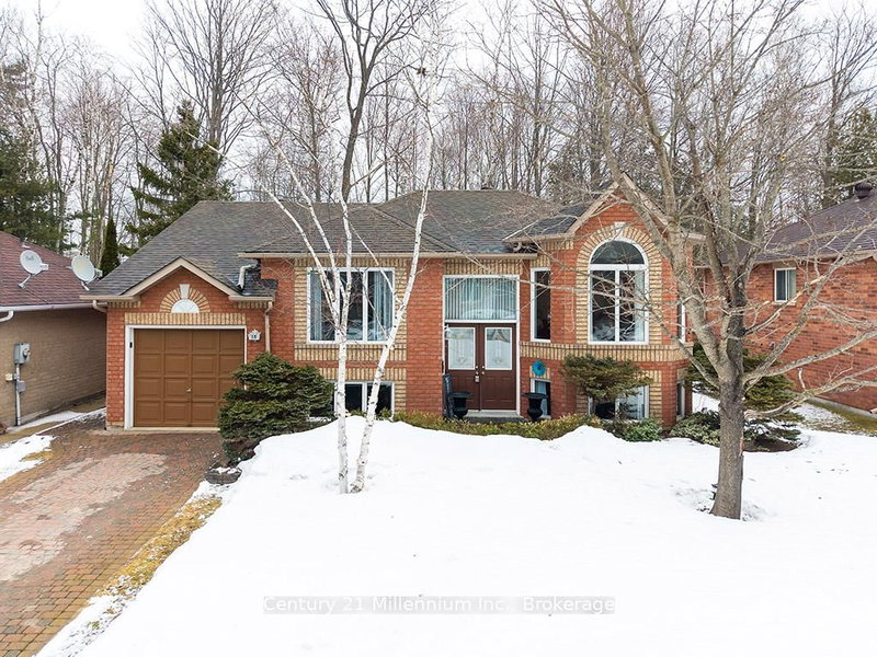 15 Brillinger Dr, Wasaga Beach, L9Z 1L4 | Image 3