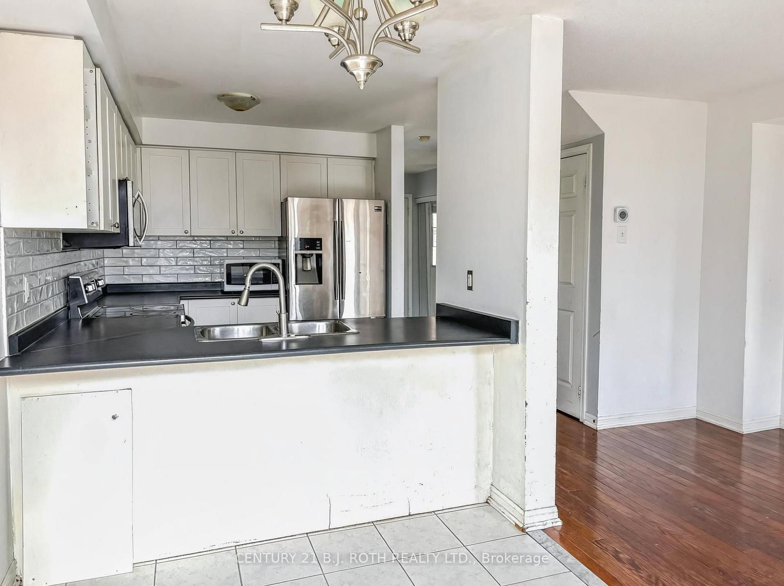 Townhouse for sale at 60 Ridwell Street, Barrie, Ontario, L4N 0X2 - Edgehill Drive - MLS: S12906366