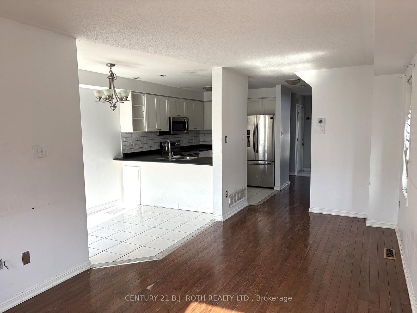 Townhouse for sale at 60 Ridwell Street, Barrie, Ontario, L4N 0X2 - Edgehill Drive - MLS: S12906366