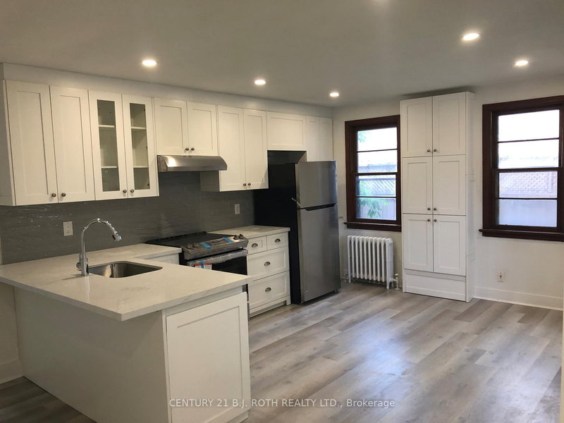 34 Cundles Rd E, Barrie, L4M 2Z5 | Image 3