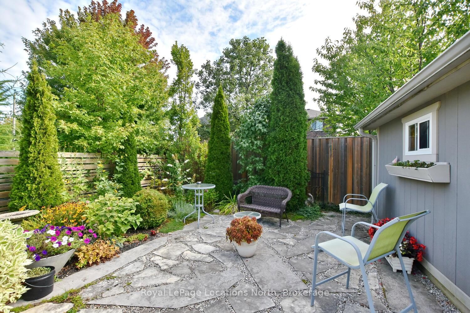 Listing Image 44