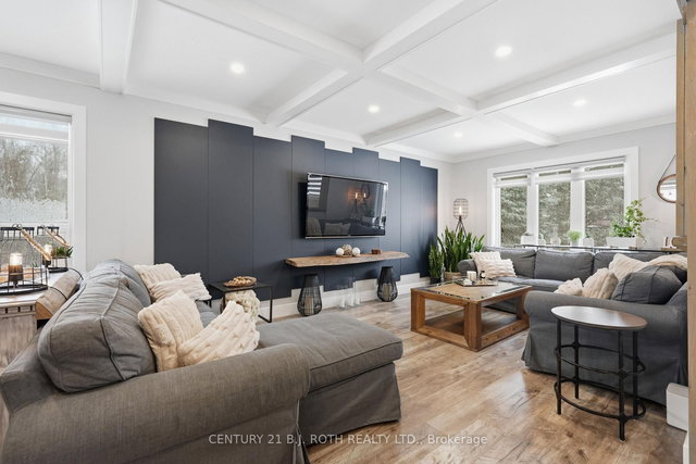 64 Royal Beech Drive