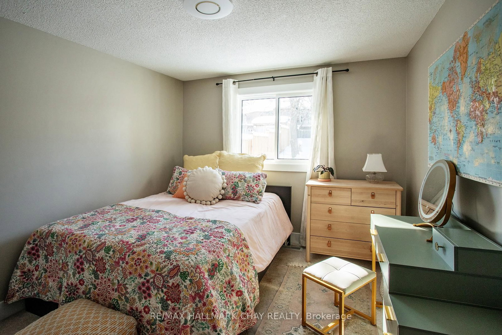 Detached House for sale at 35 Geddes Crescent, Barrie, Ontario, L4N 7B2 - Northwest - MLS: S12911242