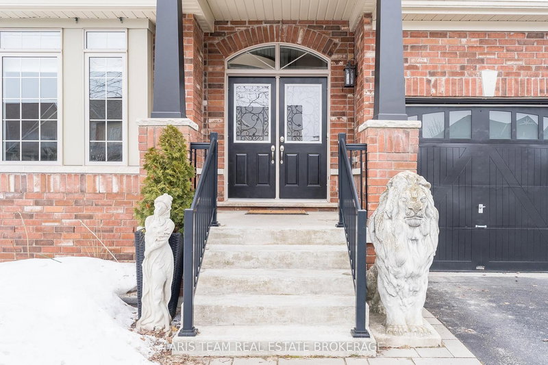 27 Marks Rd, Springwater, L9X 0S5 | Image 3