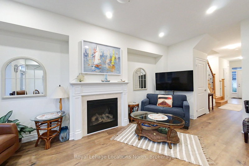 10 LITTLE RIVER CROSSING, Wasaga Beach, L9Z 0J8 | Image 2