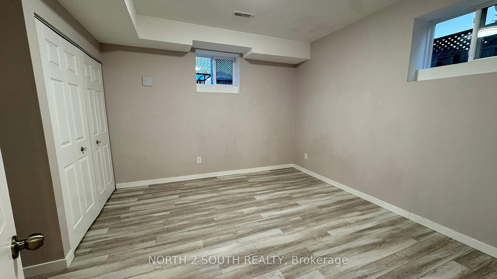 Detached House for lease at Bsmt-29 Gore Drive, Barrie, Ontario, L4N 8L3 - Ardagh - MLS: S12913312