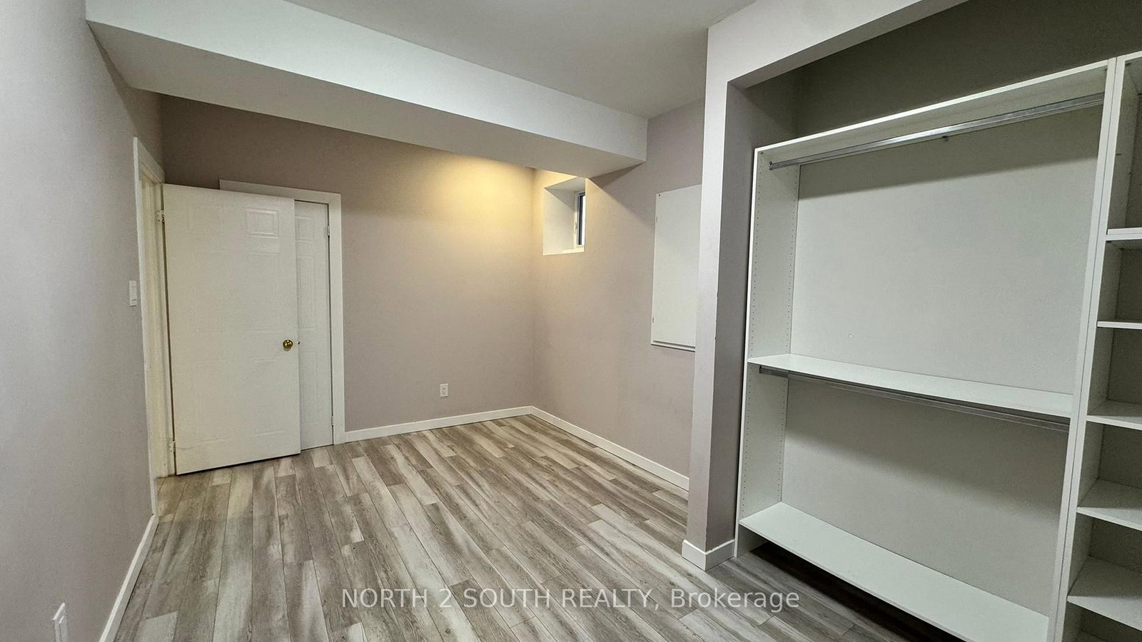 Detached House for lease at Bsmt-29 Gore Drive, Barrie, Ontario, L4N 8L3 - Ardagh - MLS: S12913312